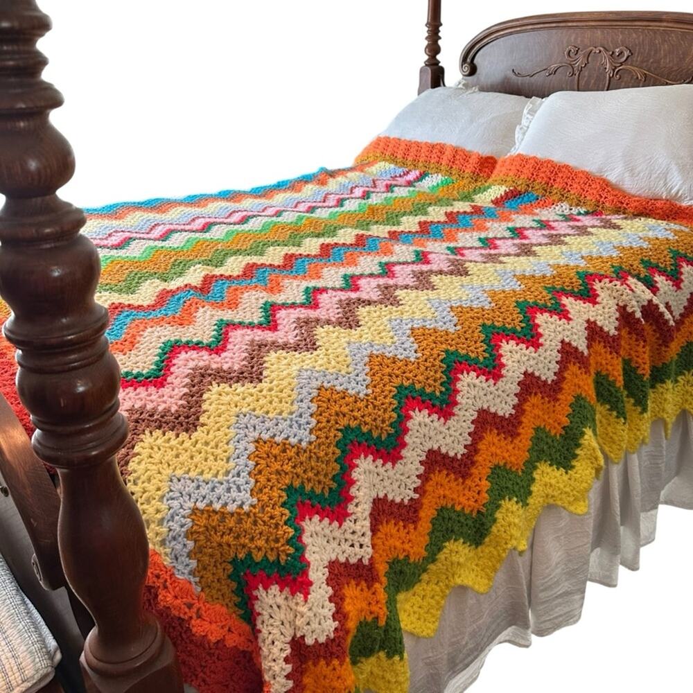 VTG Handmade Crochet Granny Blanket Afghan Throw LG Chevron Multicolor 101 X 100